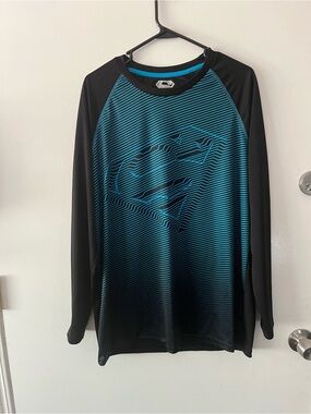 DC Comics Men's Black & Teal Long-Sleeve Swim Rash Guard